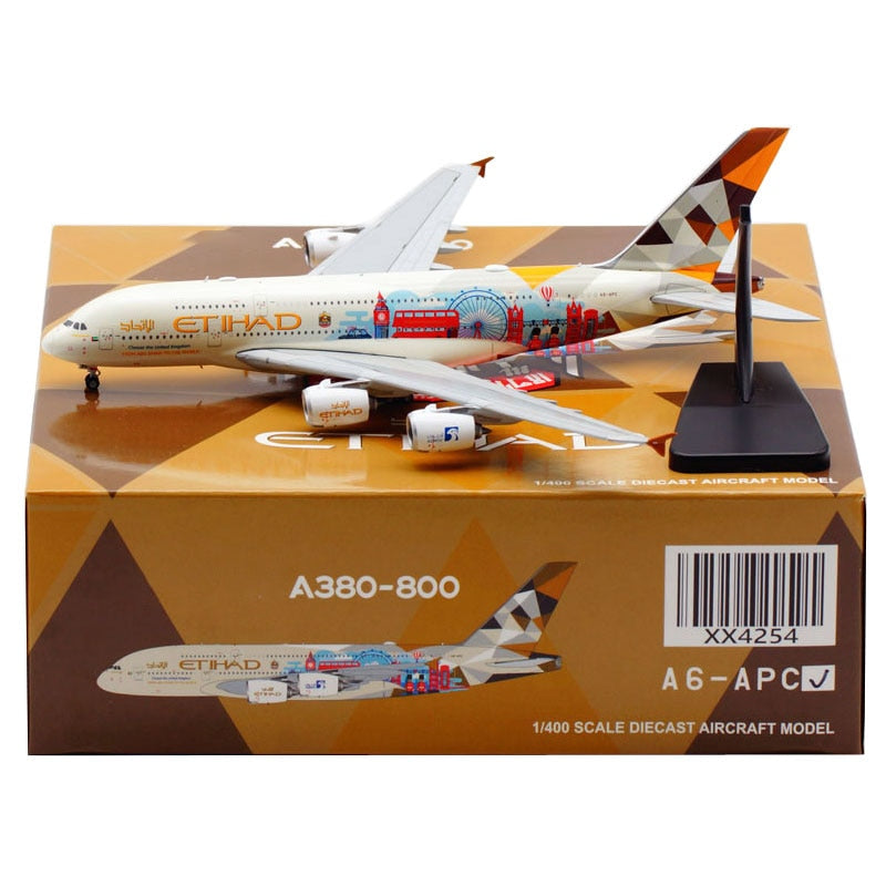 Etihad A6-APC Airbus A380 Airplane Model (1/400 Scale)