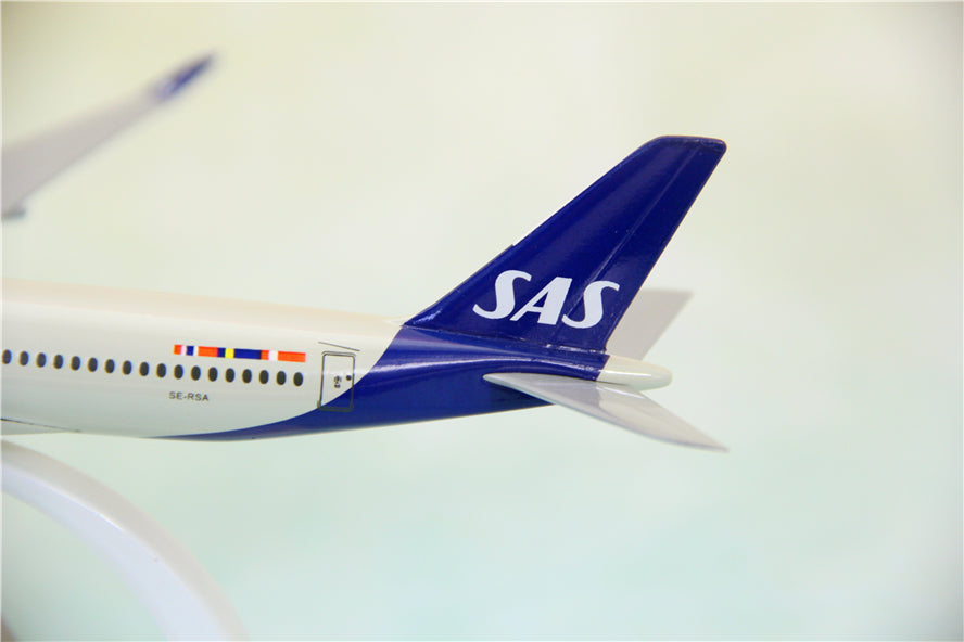 Scandinavian Airlines Systems Airbus A350 Airplane Model (20CM)