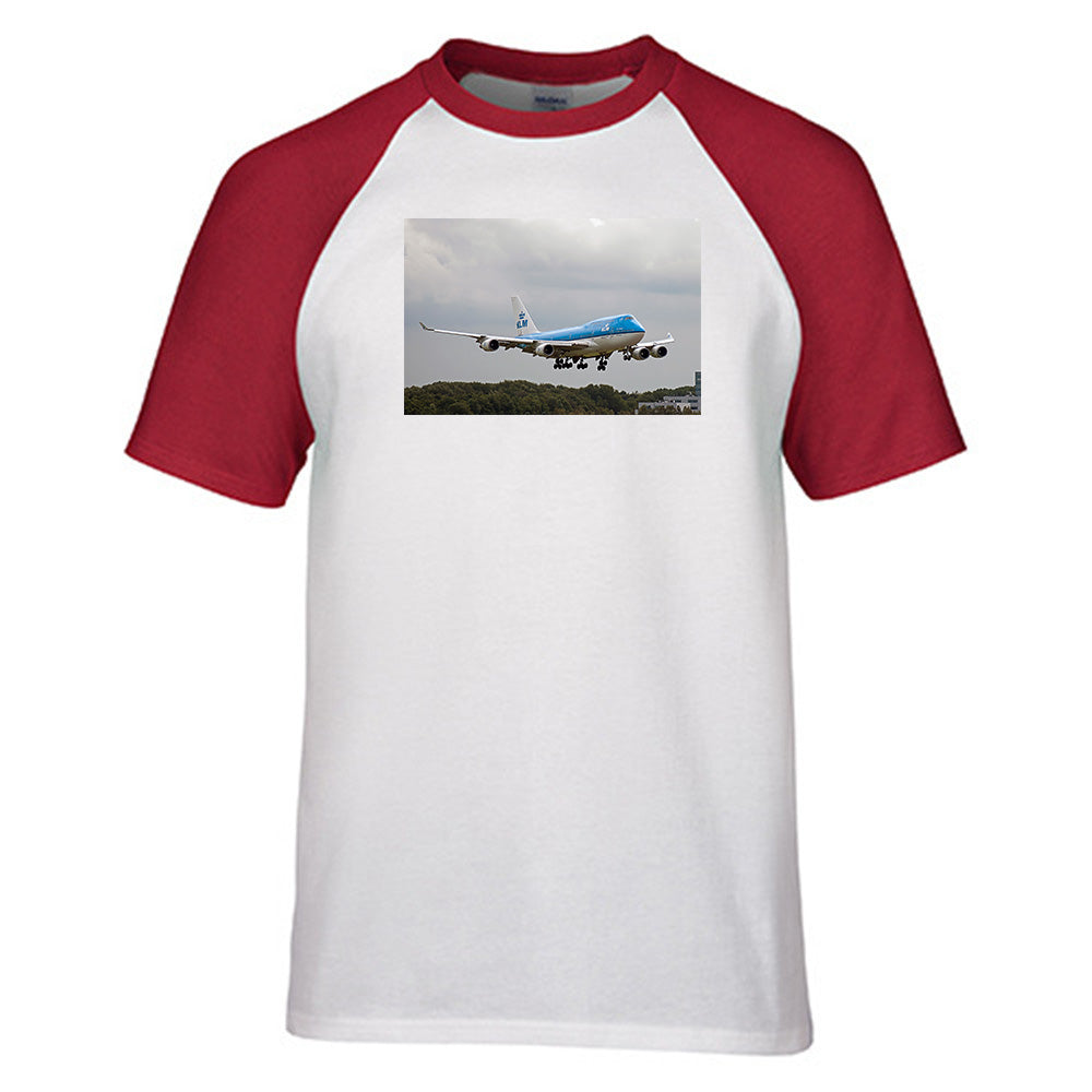 Landing KLM's Boeing 747 Designed Raglan T-Shirts