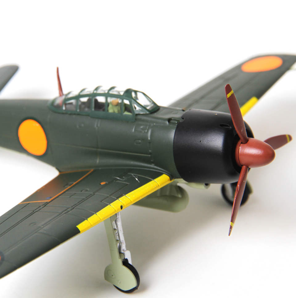 1/72 Scale World War II JAPAN Mitsubishi A6M Zero Fighter Airplane Model