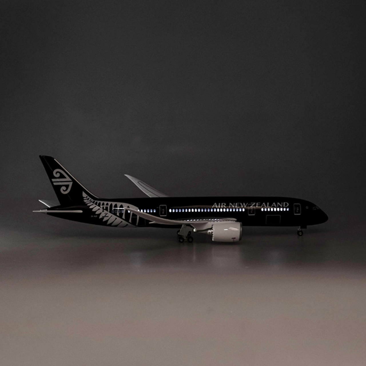 Air New Zealand Boeing 787 Airplane Model (1/130 Scale)