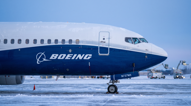 SMBC Orders 200 Boeing And Airbus Jets At Farnborough