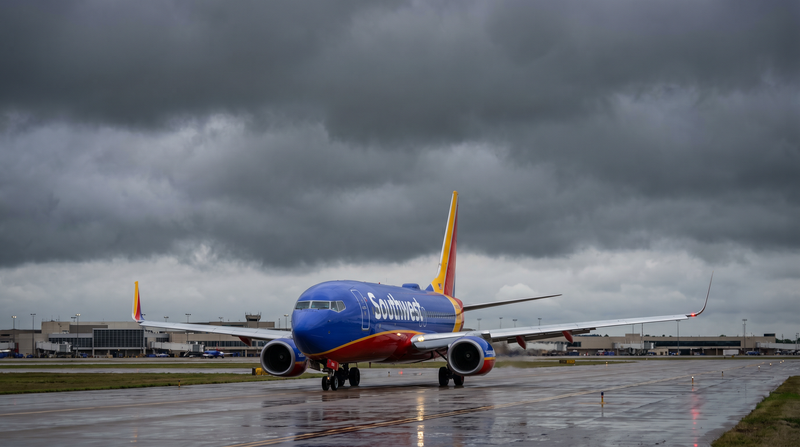 Southwest 737-800 Flight WN719 Diverts to Oklahoma City After Onboard Emergency on Minneapolis-Dallas Route