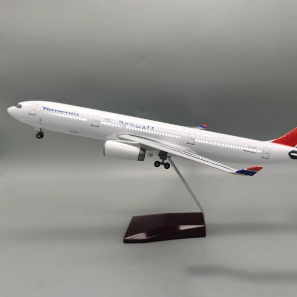 Yemenia Airlines Airbus A330 (Special Edition 47CM) Airplane Model