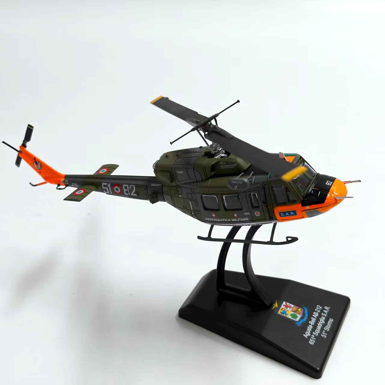 Diecast Bell AB.212 1:200 Scale Anti Submarine Helicopter Model
