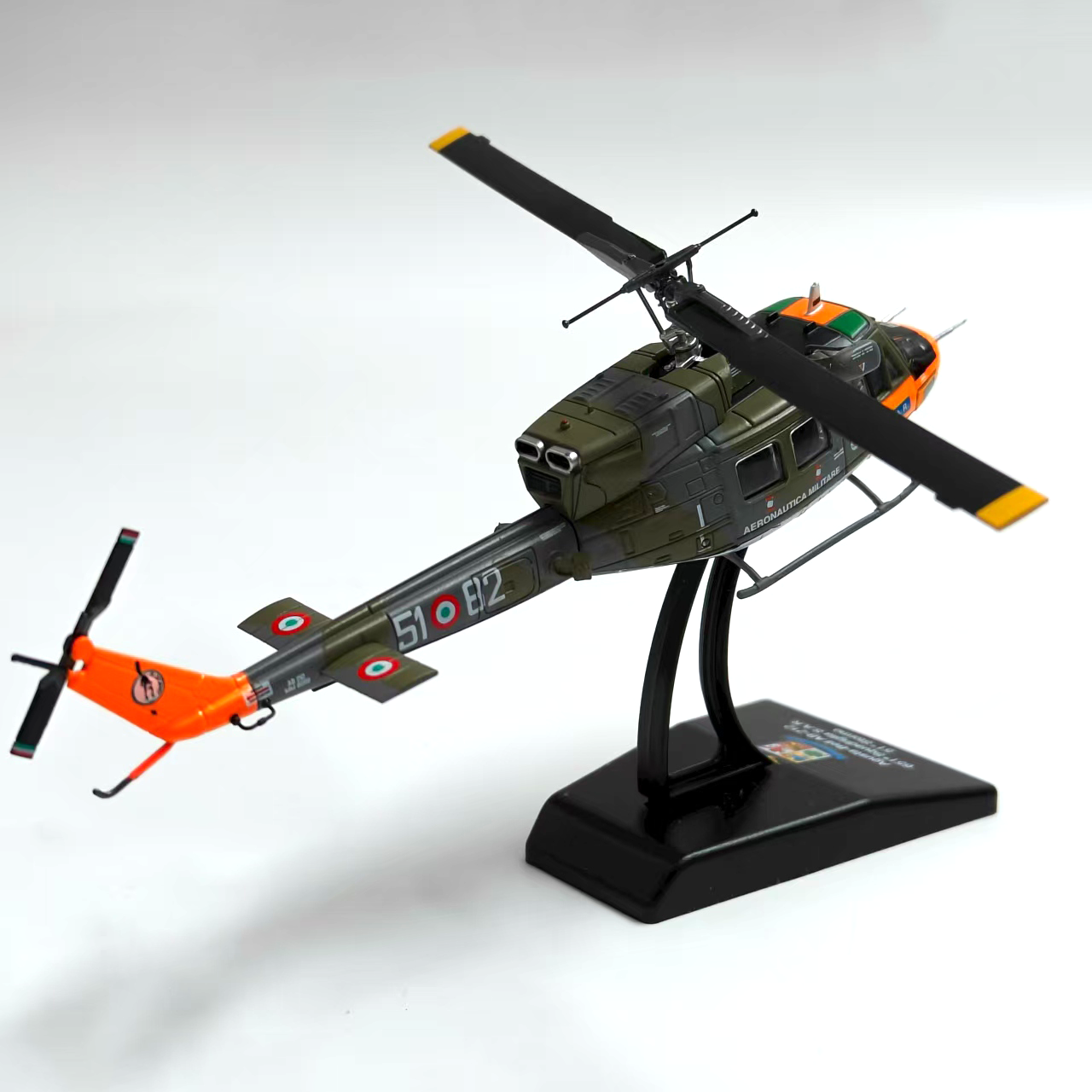Diecast Bell AB.212 1:200 Scale Anti Submarine Helicopter Model