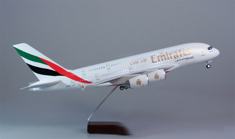 Emirates Airbus A380 Airplane Model(1/160 Scale)