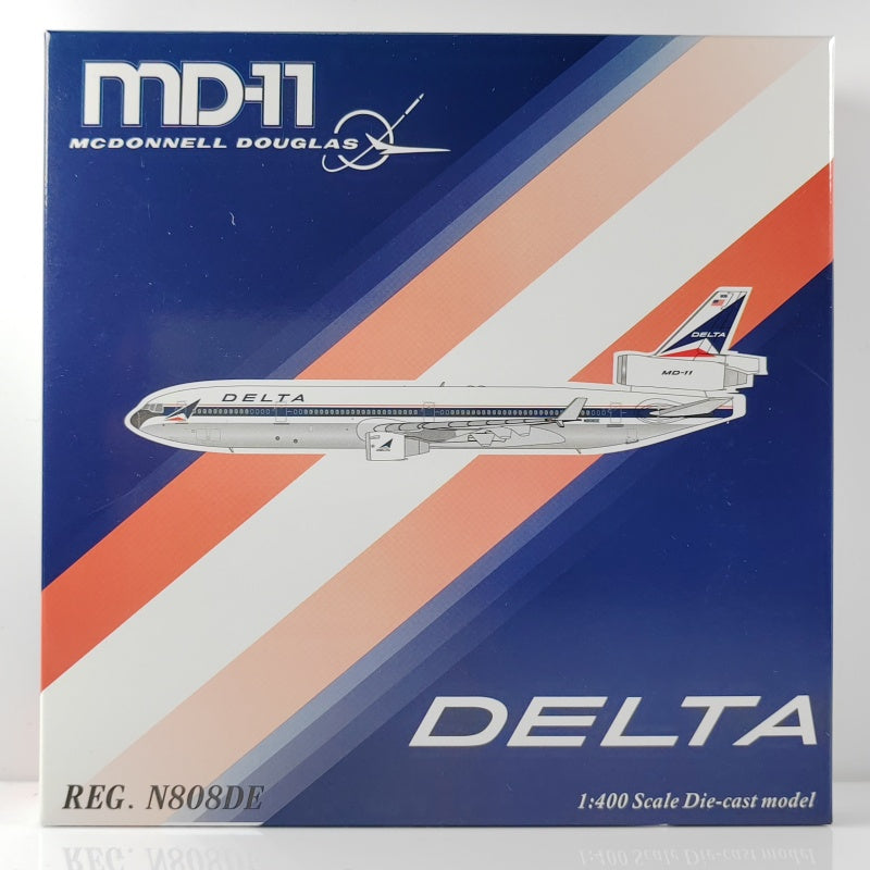 Delta Air Lines McDonnell Douglas MD-11 B-2173 Airplane Model (1/400 Scale)
