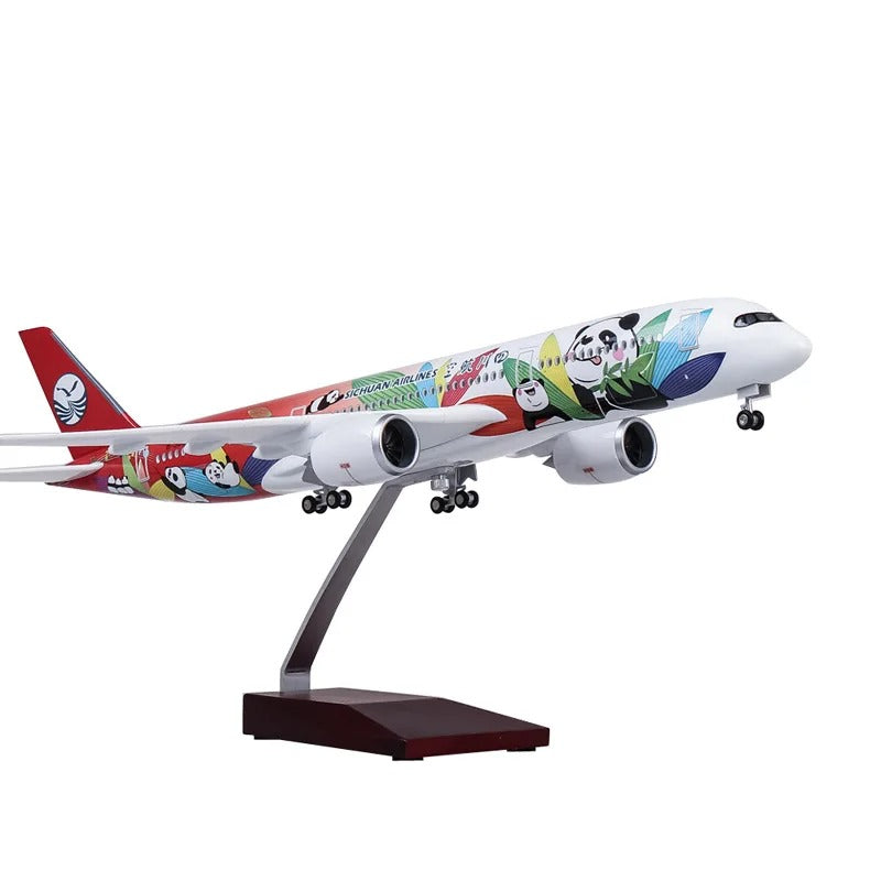 Sichuan Panda Airbus A350 Airplane Model (1/142 Scale)