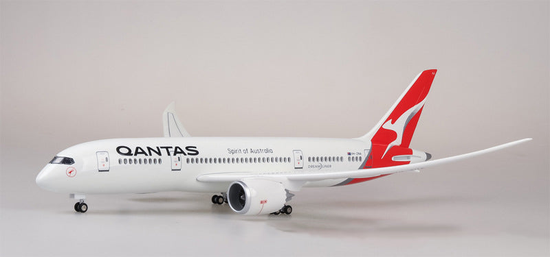 Qantas Airways Boeing 787 Airplane Model (1/130 Scale)