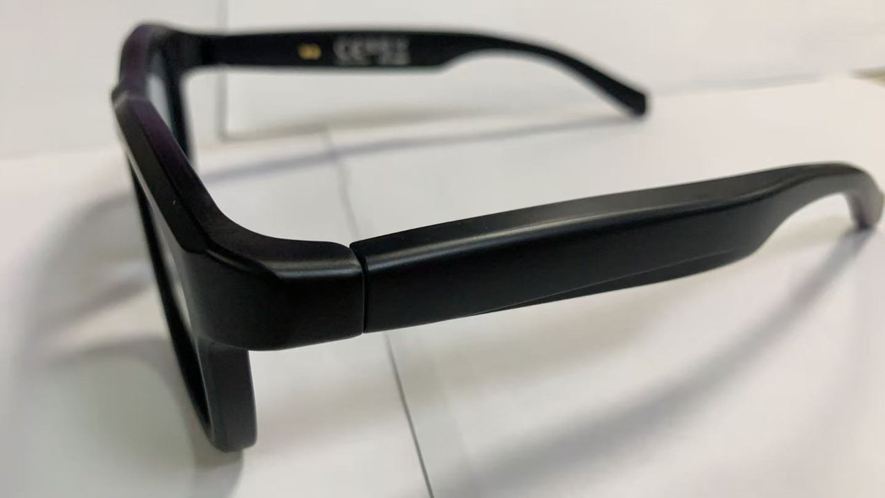 All-in-One GV90 Smart Glasses: Photochromic, Adjustable Light, Bluetooth Calls, Music & AI Translation