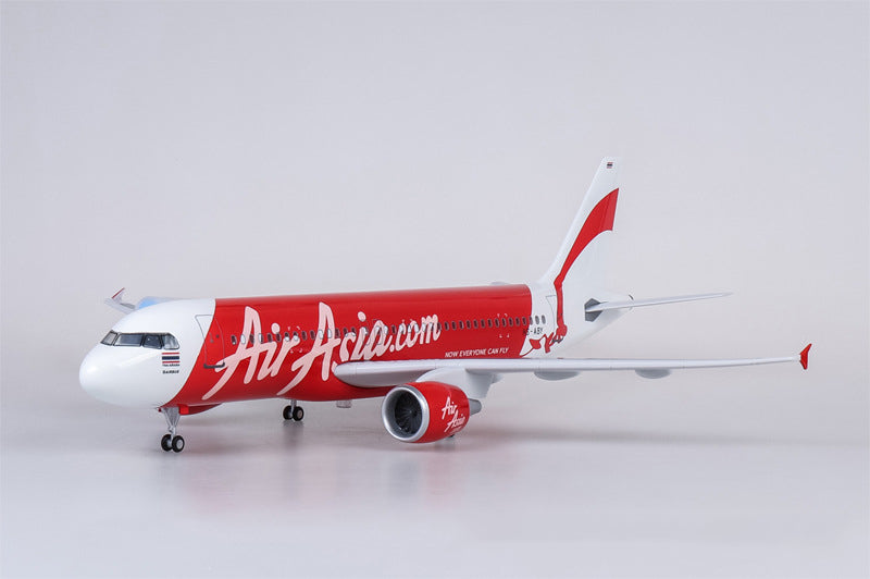 Customisable Airbus A320 Model Airplane - view 5