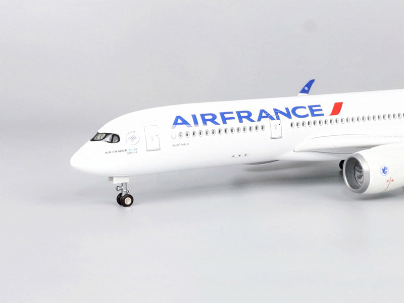 Air France Airbus A350 Airplane Model (1/142 Scale)