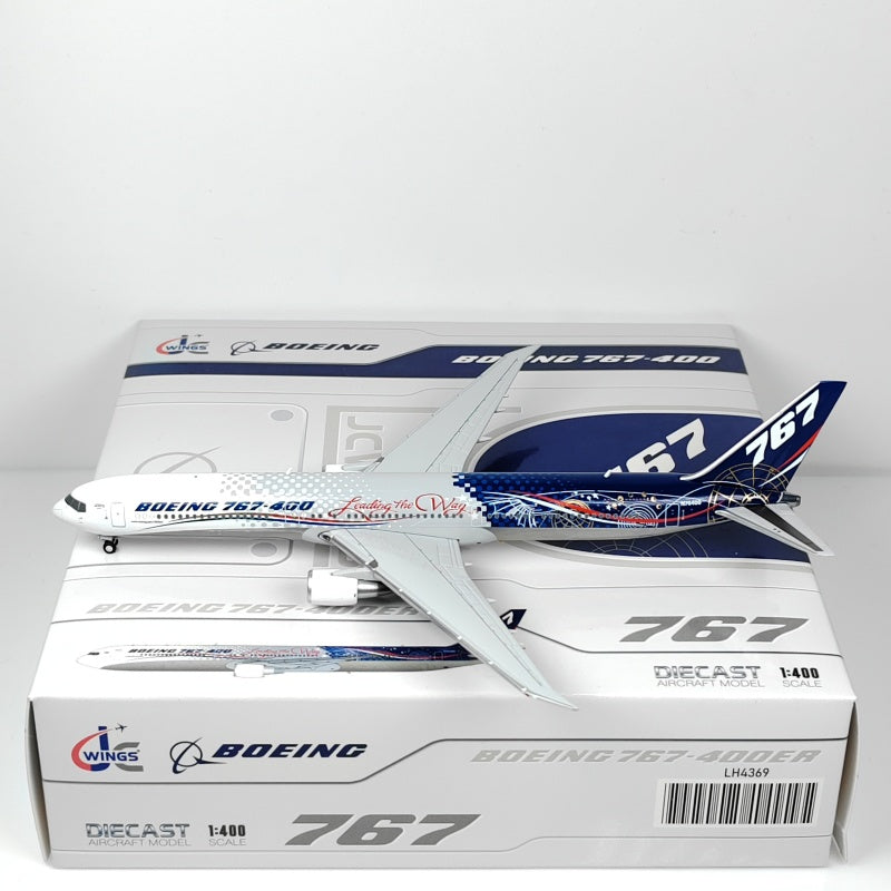 Boeing Original B767-400ER N76400 Airplane Model (1:400 Scale)