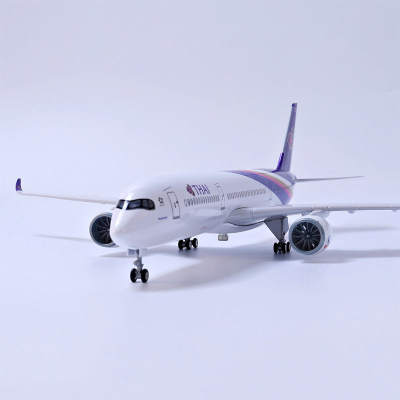 Thai Airways Airbus A350 Airplane Model (1/142 Scale)
