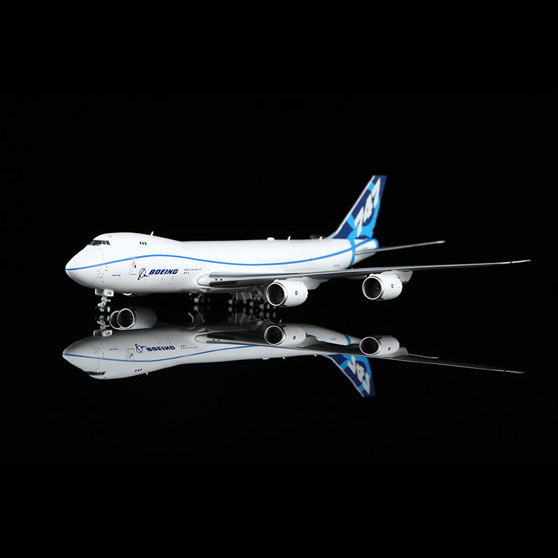 Boeing original factory B747-8F Airplane Model (1/400 Scale)