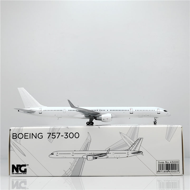 White Boeing B757-300 Airplane Model (1:400 Scale)