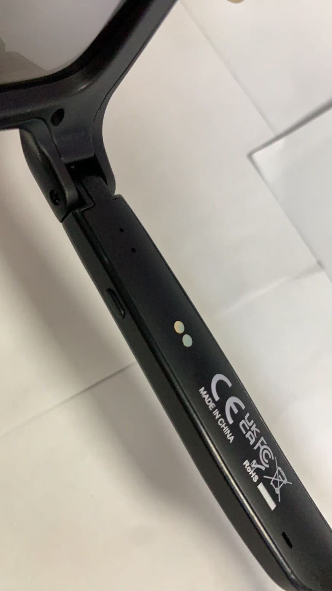 All-in-One GV90 Smart Glasses: Photochromic, Adjustable Light, Bluetooth Calls, Music & AI Translation