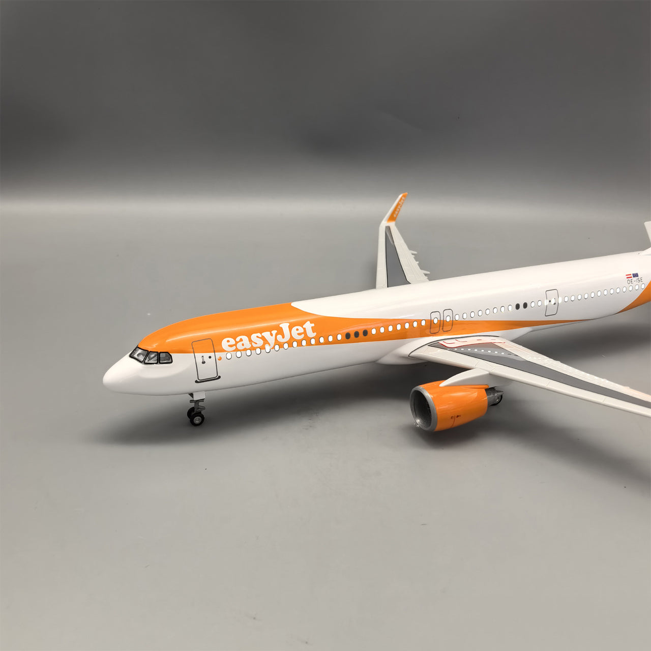 Easyjet Aircrafts Airbus A321neo Airplane Model (Special 45CM)