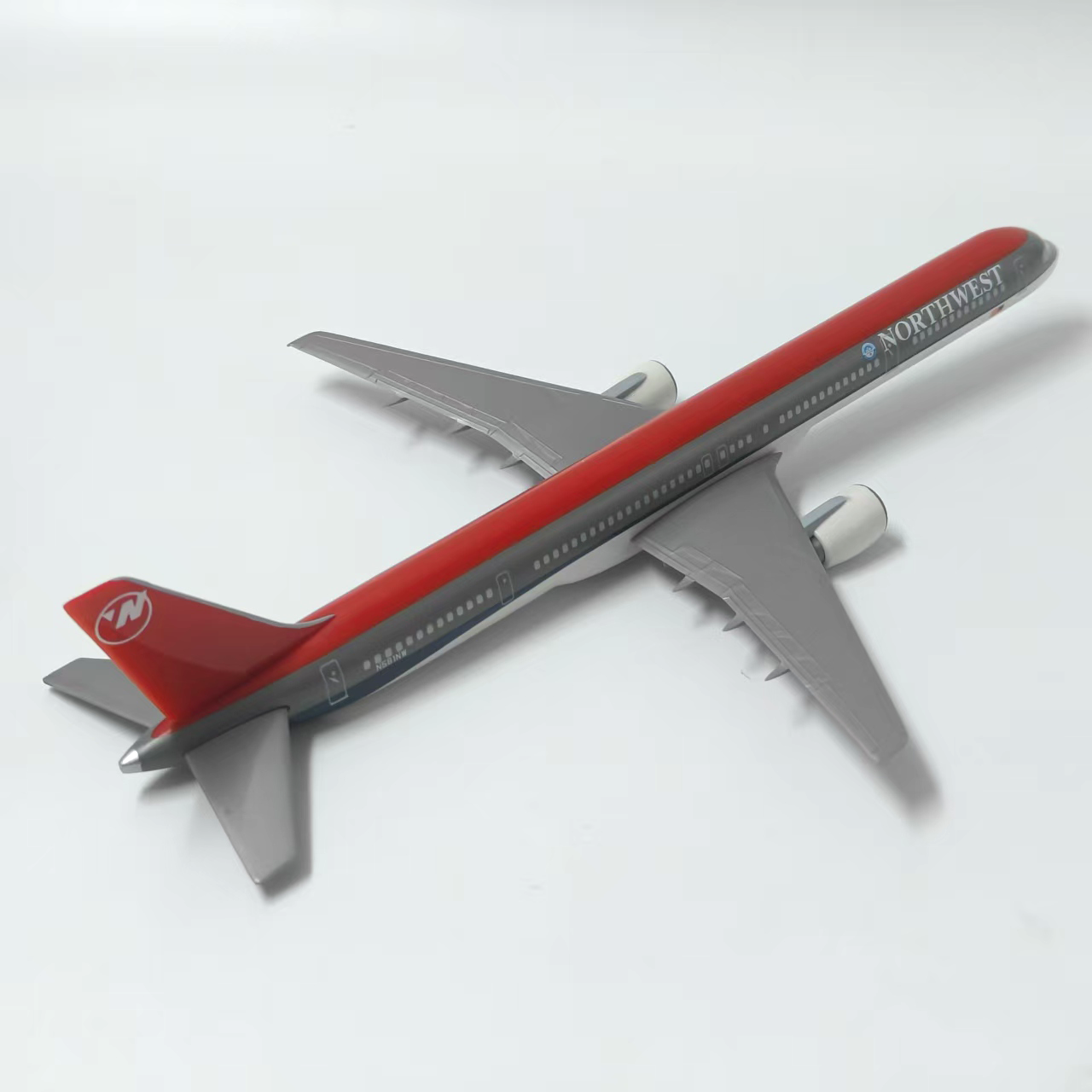 Northwest Airlines Boeing B757-300 Airplane Model (20CM)