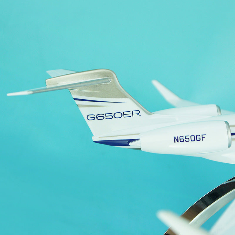 Gulfstream Aerospace Business jet G650ER Airplane Model (1:100 Scale - 32CM)