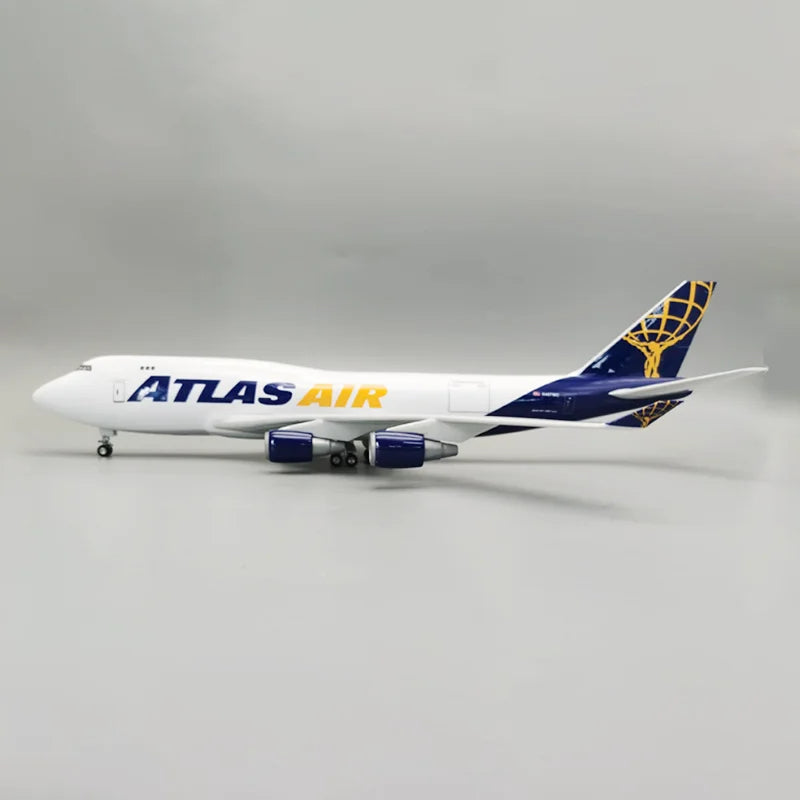 ATLAS AIR Boeing 747 Airplane Model (1/160 Scale - 47CM) - view 13