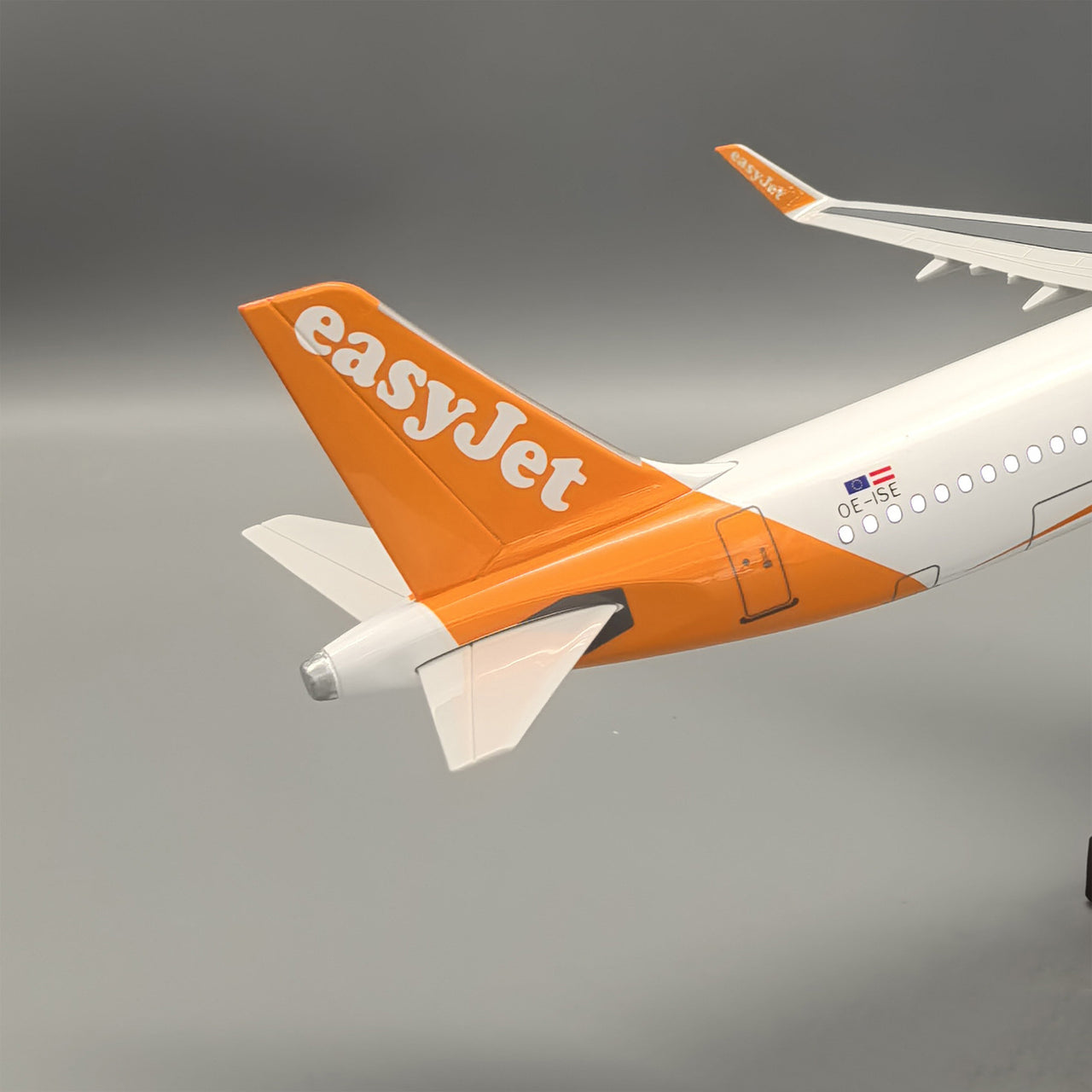 Easyjet Aircrafts Airbus A321neo Airplane Model (Special 45CM)