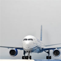 Thumbnail for United Airlines Boeing B767-400ER N77066 Airplane Model (1:400 Scale)