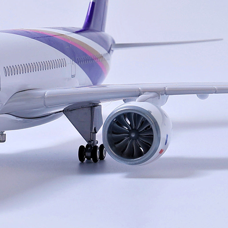 Thai Airways Airbus A350 Airplane Model (1/142 Scale)