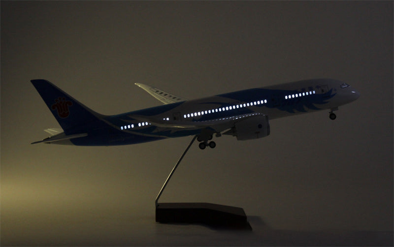 China Southern Airlines Boeing 787 Airplane Model (1/130 Scale)
