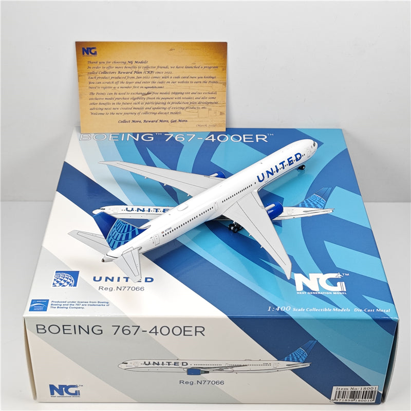 United Airlines Boeing B767-400ER N77066 Airplane Model (1:400 Scale)