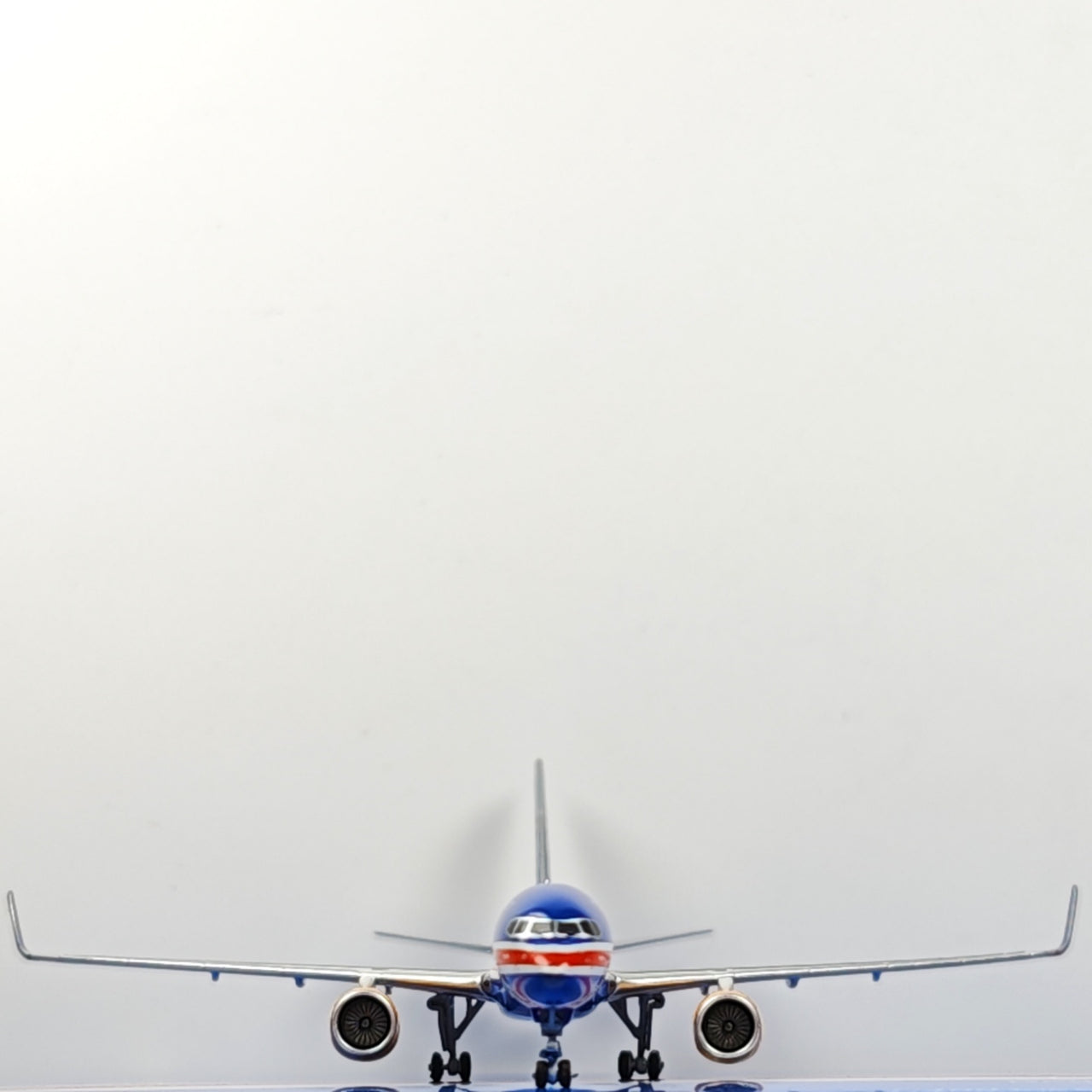 ICELAND AIR Boeing B757-200 N757AF Airplane Model (1:400 Scale)