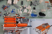 Thumbnail for Twin-rotor Transport Helicopter Building Set (Motorised Spinning Rotors)