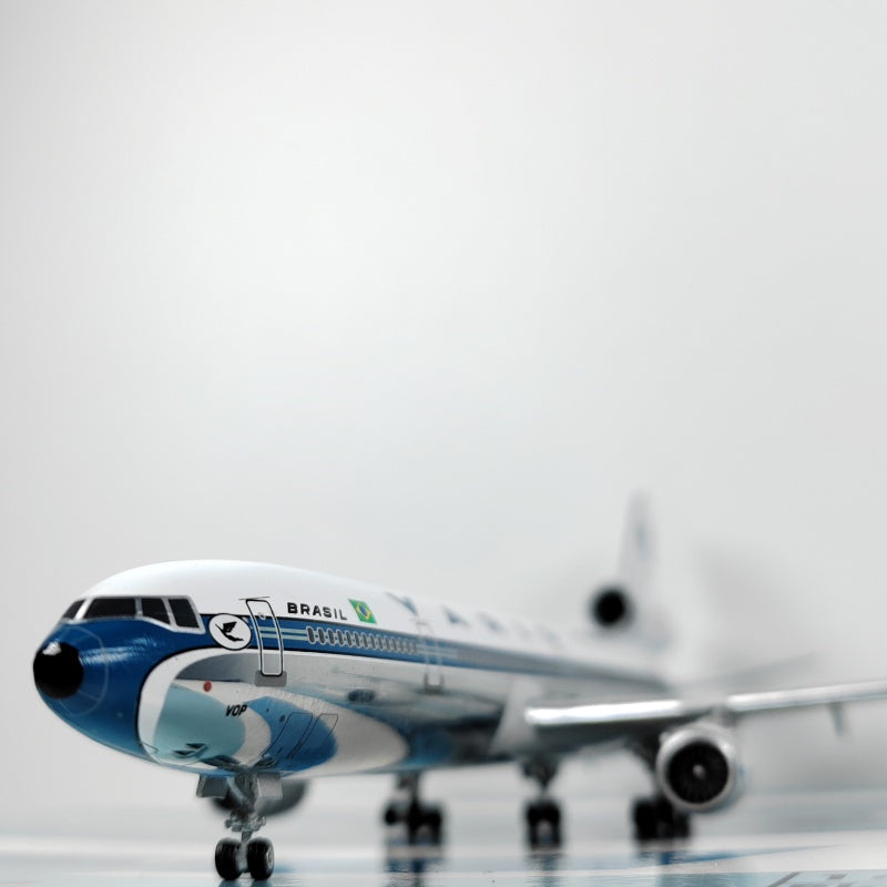 Rio Grande Airlines McDonnell DouglasANK MD-11 PP-VOP Airplane Model (1/400 Scale)