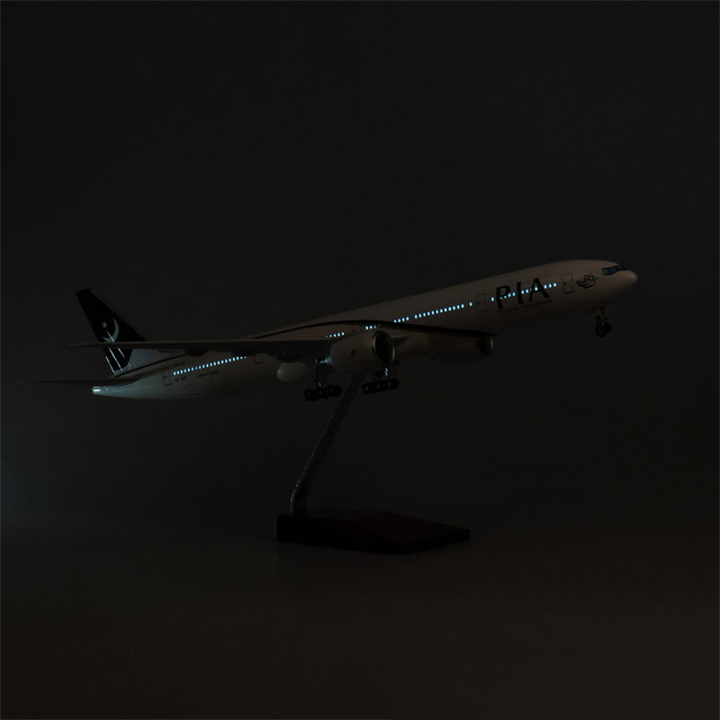 Pakistan Airlines Boeing 777 Airplane Model (1/157 Scale)