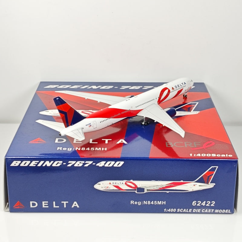 Delta Air Lines Boeing B767-400 N845MH Airplane Model (1:400 Scale)