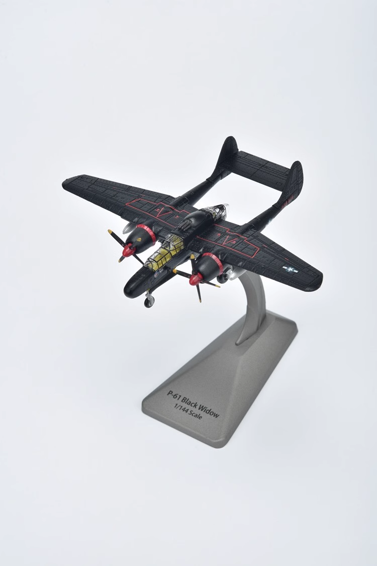 1/72 United States Northrop P-61 Black Widow Night Fighter Airplane Model