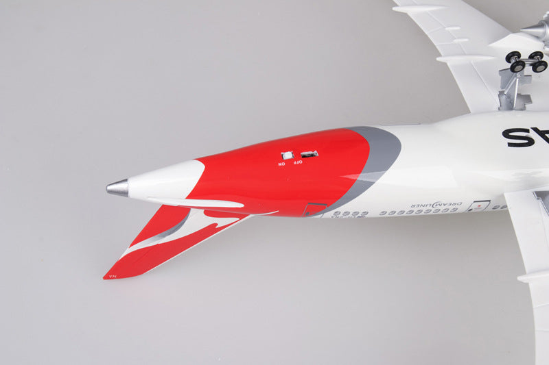 Qantas Airways Boeing 787 Airplane Model (1/130 Scale)