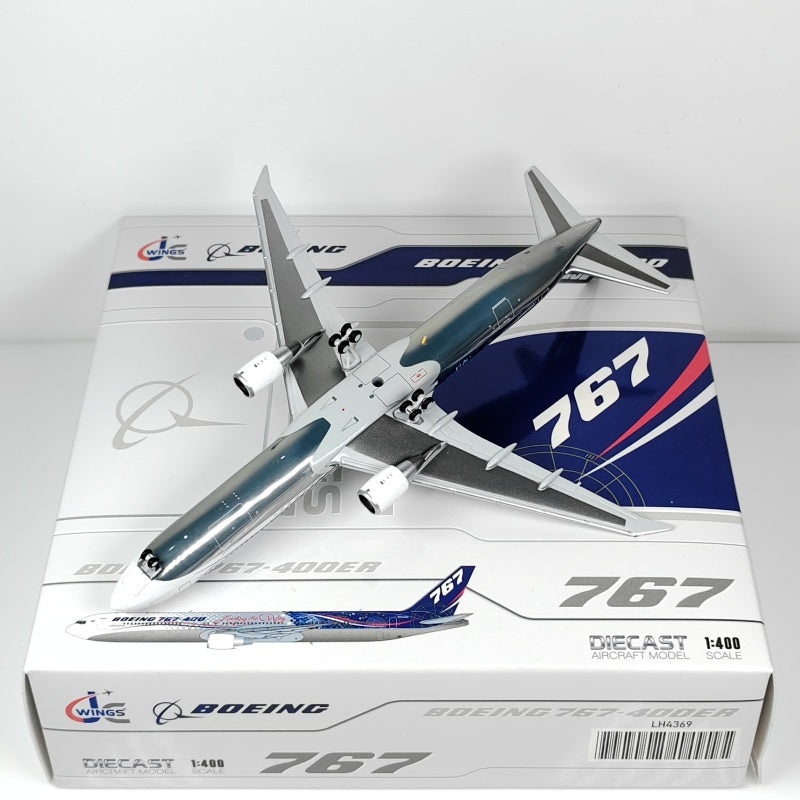Boeing Original B767-400ER N76400 Airplane Model (1:400 Scale)