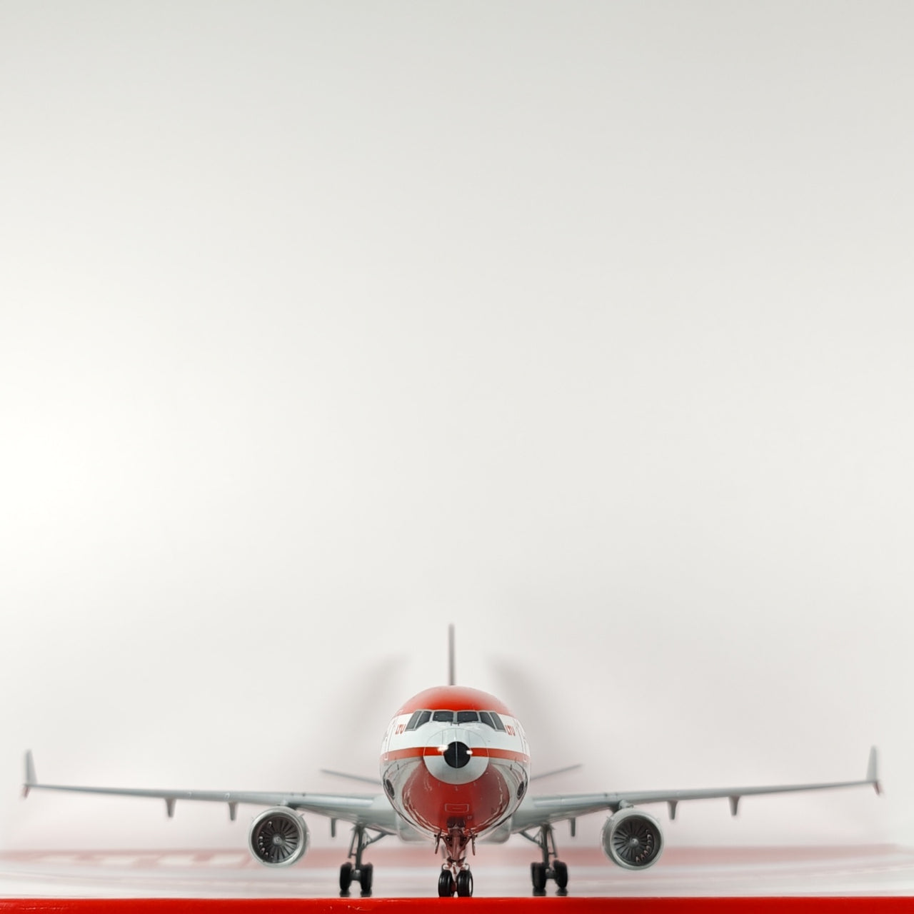 Finnair Airlines McDonnell DouglasANK MD-11 OH-LGG Airplane Model (1/400 Scale)