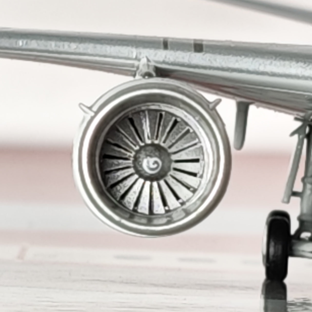 Finnair Airlines McDonnell DouglasANK MD-11 OH-LGG Airplane Model (1/400 Scale)