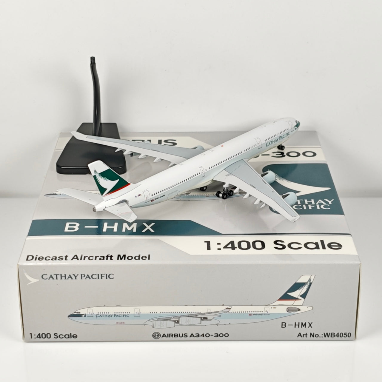Cathay Pacific Airbus A340-300 B-HMX  Airplane Model 1/400 Scale