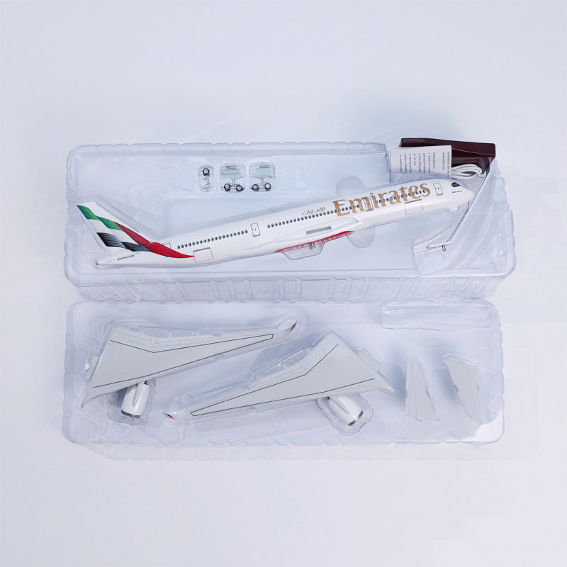 Emirates Airbus A350 Airplane Model (1/142 Scale)