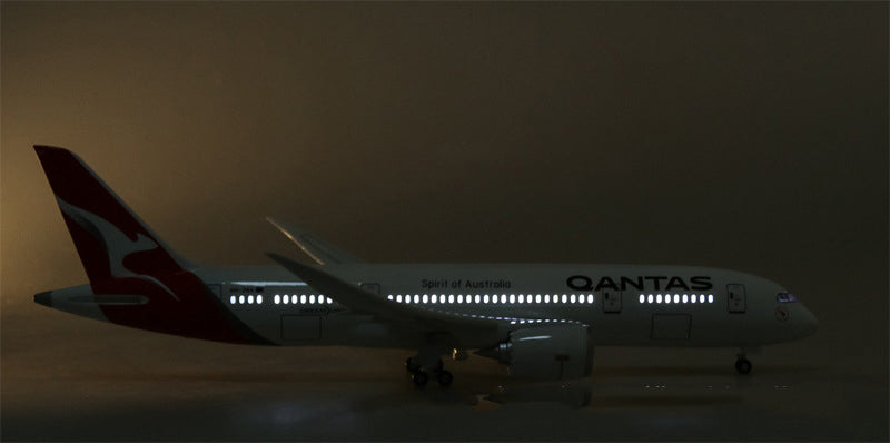 Qantas Airways Boeing 787 Airplane Model (1/130 Scale)