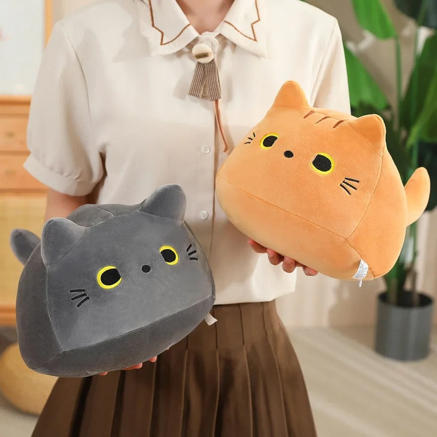 Kawaii Oval Cat Plush Doll 4 Kitten Pendants in Mom Cat