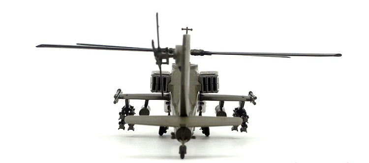 1/72 Trumpeter US Army AH-64A Apache Helicopter Model