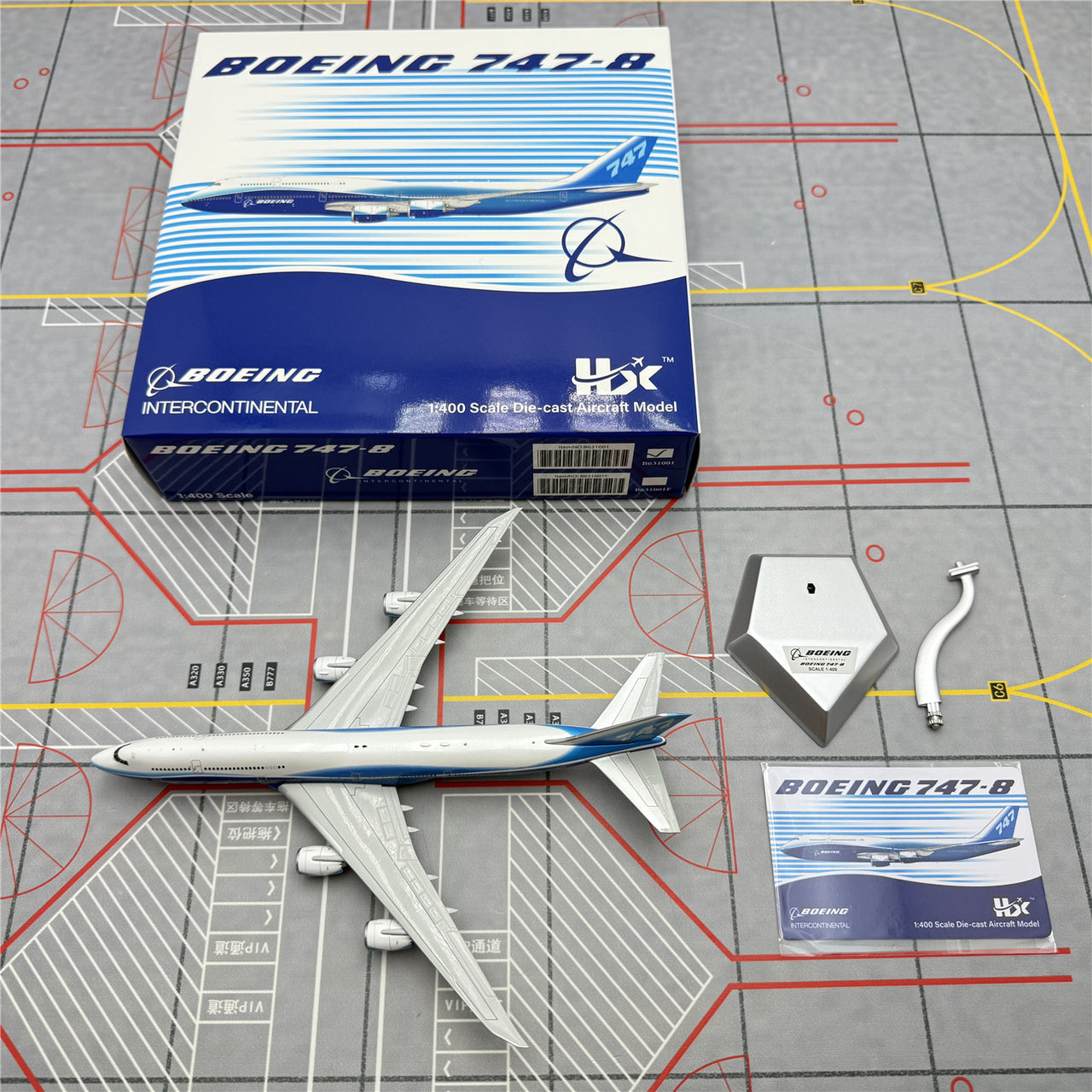 Boeing original factory B747-8 Airplane Model (1/400 Scale)