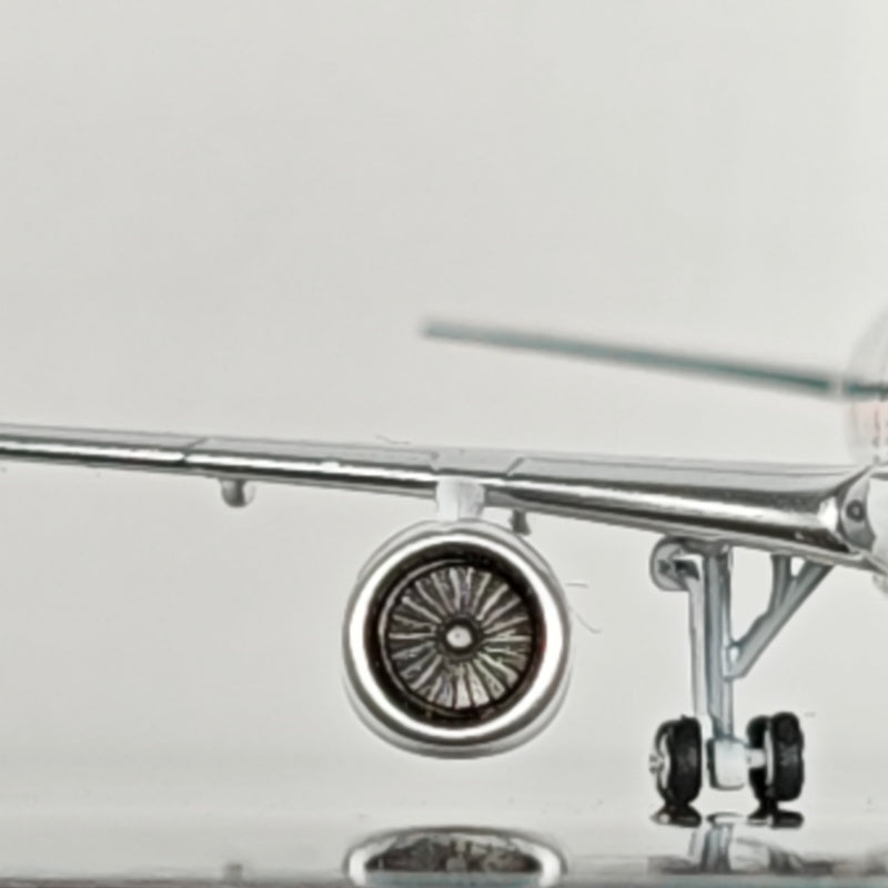 Trump Boeing B757-200 N757AF Airplane Model (1:400 Scale)