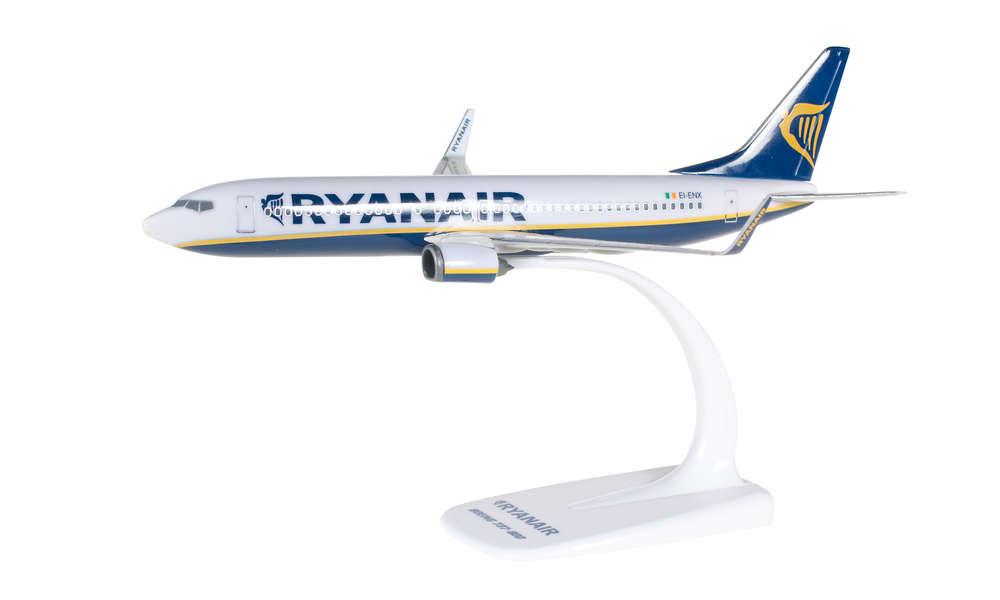 Ryanair Boeing 737-800NG 1/200 Scale Airplane Model (20cm)