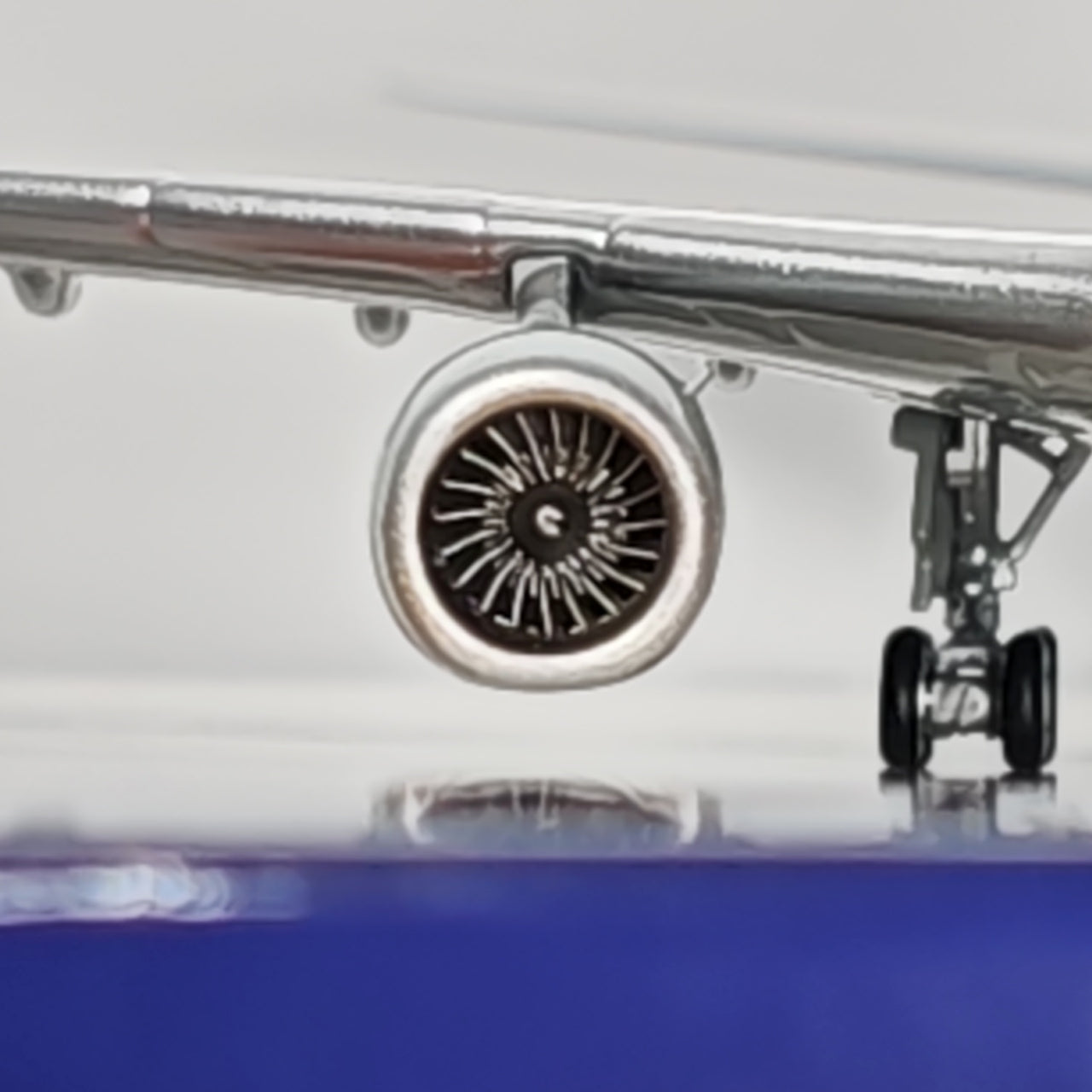 Lufthansa Germany Airbus A340-600 Airplane Model 1/400 Scale